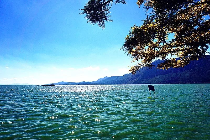 Viajando por el lago Dianchi - Haigeng y el parque Haigeng