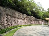 珠海香洲烈士陵园旅游攻略 之 浮雕墙