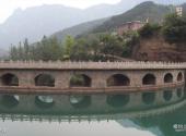 山西神龙湾天瀑峡景区旅游攻略 之 桥洞