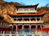 宁武悬空村旅游攻略 之 被玻璃罩住的源头水