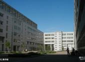燕山大学校园风光 之 里仁教学楼