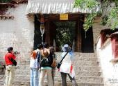 西藏拉萨色拉寺旅游攻略 之 辩经场