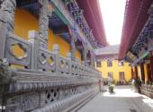 沈阳大法寺旅游攻略 之 甬道
