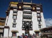 西藏拉萨色拉寺旅游攻略 之 措钦大殿
