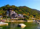 新兴广东天露山旅游度假区旅游攻略 之 湖景酒店