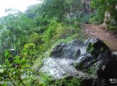 平山佛光山生态风景区旅游攻略 之 百米水帘