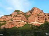 宁夏西吉火石寨国家地质公园旅游攻略 之 鹰鸽岩