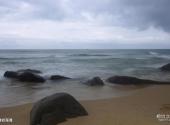 海南香水湾景区旅游攻略 之 礁岩海滩