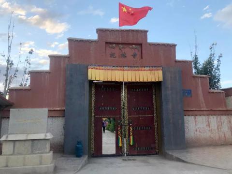 房车中国边境游day114:探访托林寺,追溯古格王朝消失之谜 房车中国边境游day114:探访托林寺,追溯古格王朝消失之谜