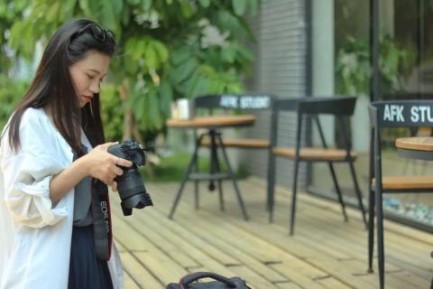 深圳 | T-ONE:这里没什么好玩的,但是可以捧走一堆属于你的写真 深圳 | T-ONE:这里没什么好玩的,但是可以捧走一堆属于你的写真