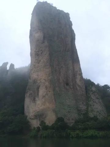 缙云仙都鼎湖峰穿越 缙云仙都鼎湖峰穿越