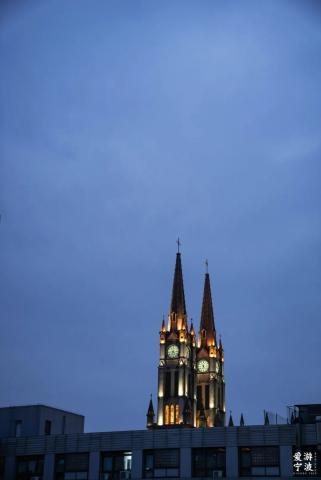 爱游记 | 夜色似白昼 脚步也温柔 爱游记 | 夜色似白昼 脚步也温柔