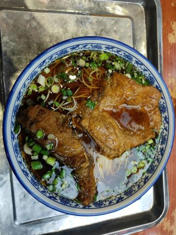 苏州游记：网师园夜游 | 留园 | 七里山塘 | 苏式细面 | 大闸蟹