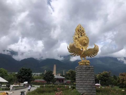 房车中国边境游day137:崇圣寺三塔望洱海,逛大理古城 房车中国边境游day137:崇圣寺三塔望洱海,逛大理古城