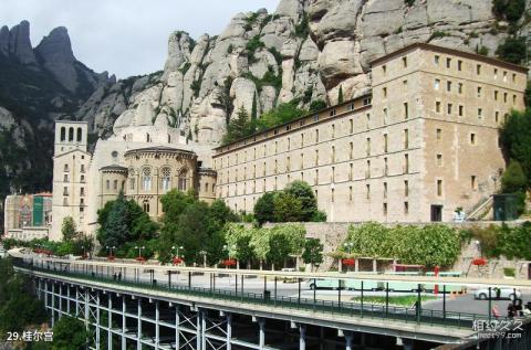 西班牙巴塞罗那市旅游攻略 之 桂尔宫 西班牙巴塞罗那市旅游攻略 之 桂尔宫