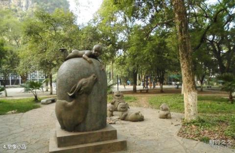 桂林阳朔公园旅游攻略 之 塑像小品