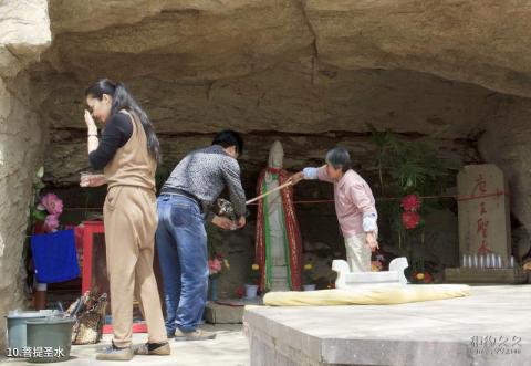 锦州万佛堂石窟旅游攻略 之 菩提圣水 锦州万佛堂石窟旅游攻略 之 菩提圣水