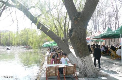 张掖甘泉公园旅游攻略 之 湖畔茶座