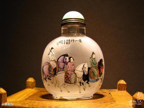 衡水内画展览馆旅游攻略 之 鼻烟壶 衡水内画展览馆旅游攻略 之 鼻烟壶