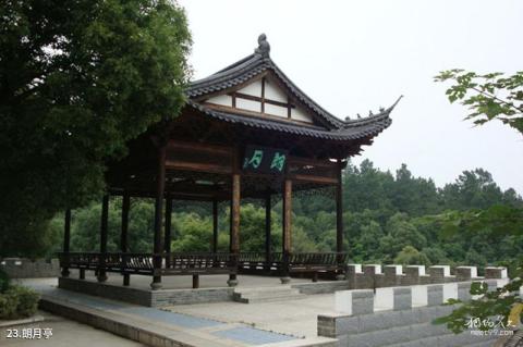 孝感白兆山李白文化旅游区旅游攻略 之 朗月亭