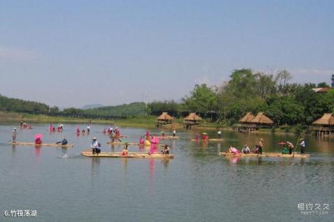 西双版纳曼迈桑康风景区旅游攻略 之 竹筏荡湖