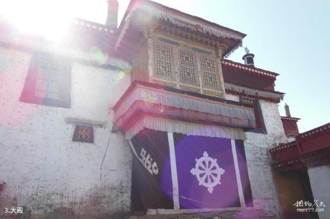 西藏卡久寺旅游攻略 之 大殿