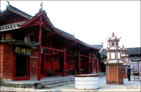 遵义大板水国家森林公园旅游攻略 之 万福寺 遵义大板水国家森林公园旅游攻略 之 万福寺
