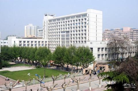 西北工业大学校园风光 之 航空楼