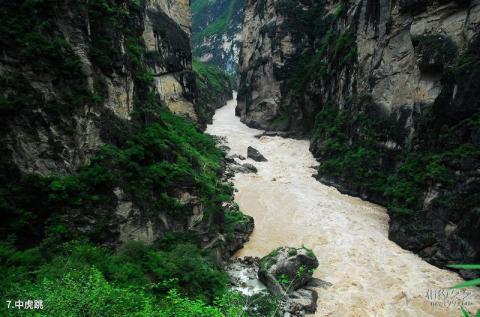 金沙江虎跳峡旅游攻略 之 中虎跳 金沙江虎跳峡旅游攻略 之 中虎跳
