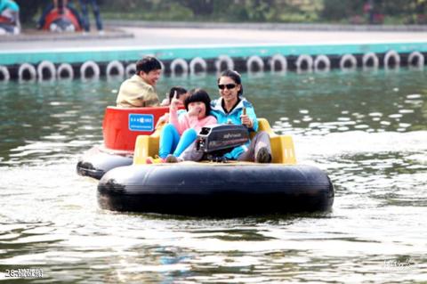 北京石景山游乐园旅游攻略 之 碰碰船