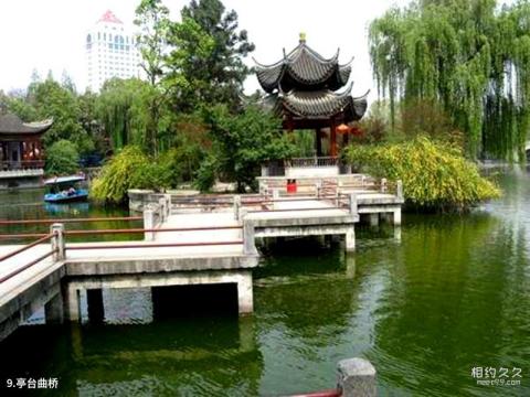 莲花池公园旅游攻略 之 亭台曲桥