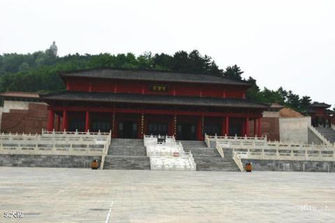安泽荀子文化园旅游攻略 之 大殿 安泽荀子文化园旅游攻略 之 大殿