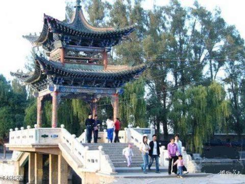 张掖甘泉公园旅游攻略 之 姊妹亭