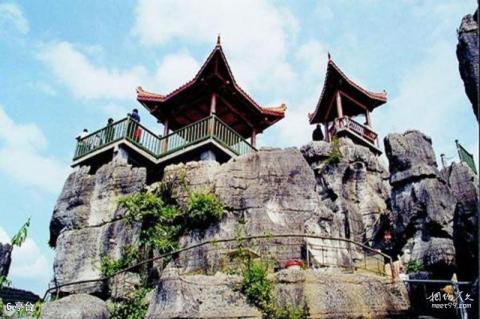 元古奇石林风景区旅游攻略 之 亭台