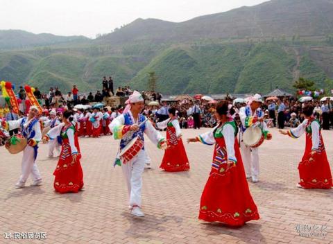 长白朝鲜族民俗村旅游攻略 之 民俗展览区