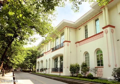 南方医科大学校园风光 之 学术会议中心