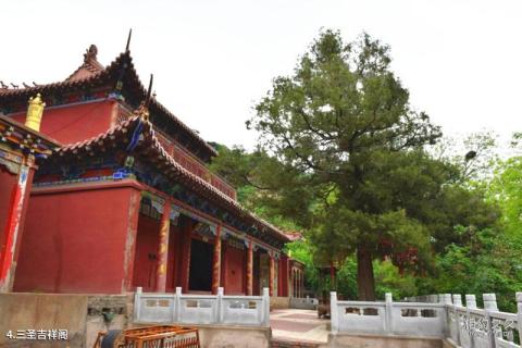 阜新塔子沟风景区旅游攻略 之 三圣吉祥阁