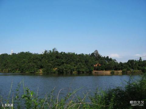 江西三百山风景名胜区旅游攻略 之 东风湖 江西三百山风景名胜区旅游攻略 之 东风湖