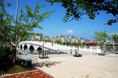 本溪桓仁章樾公园旅游攻略 之 永安桥 本溪桓仁章樾公园旅游攻略 之 永安桥