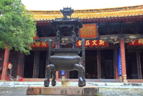 红河建水文庙旅游攻略 之 香炉 红河建水文庙旅游攻略 之 香炉