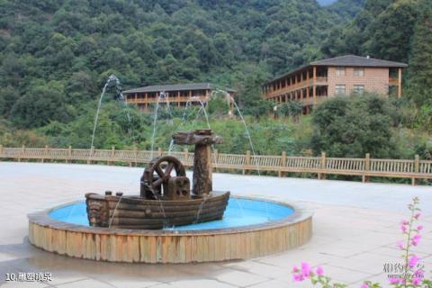 福州赤壁生态风景区旅游攻略 之 雕塑喷泉